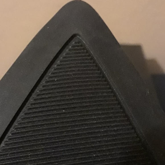 Christian Siriano - Picture 2 of 4